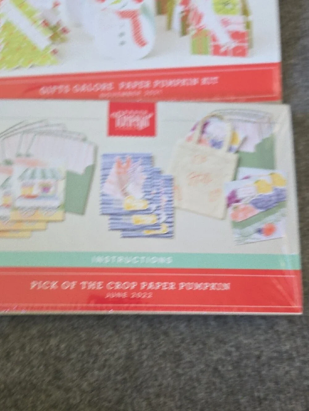 Paper Pumpkin Holiday & Craft Paper Kit Sets